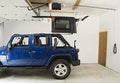 Harken hoister for installing and uninstalling Jeep hardtops