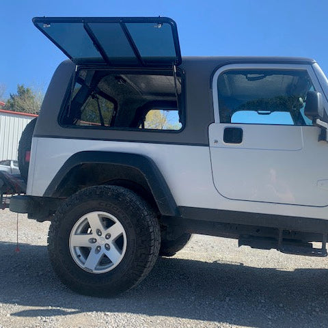 Jeep Wrangler LJ Hardtop